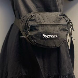 Supreme Fanny Pack-Gently used